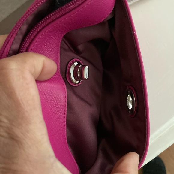 Coach Park Leather Medium Wristlet Clutch - Picture 12 of 12